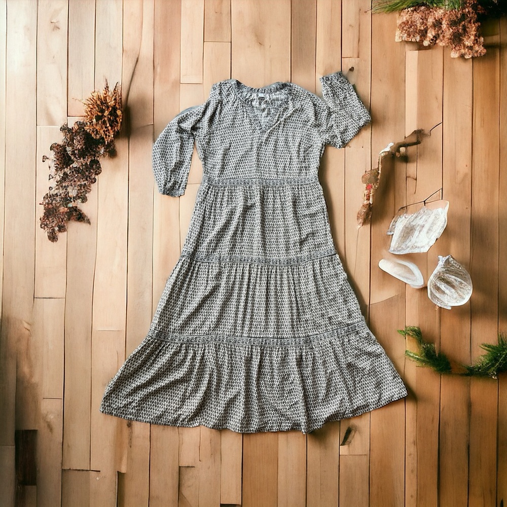 Long Sleeve MIDI Swing Dress